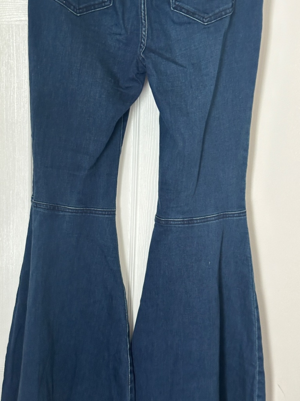 Free People We the Free Float on Flare Jeans Dark Rich Blue Size 29 Boho - Picture 7 of 10